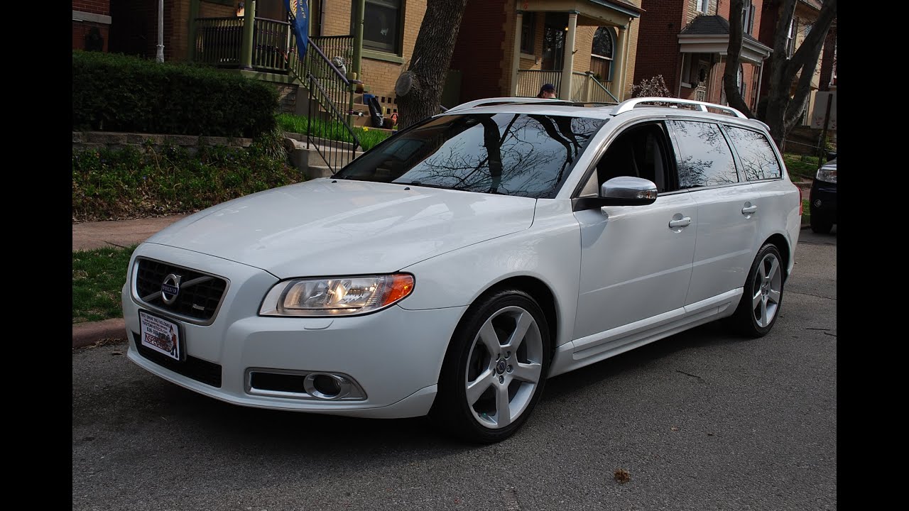 2010 Volvo V-70 R Design Wagon - iAuto Agent