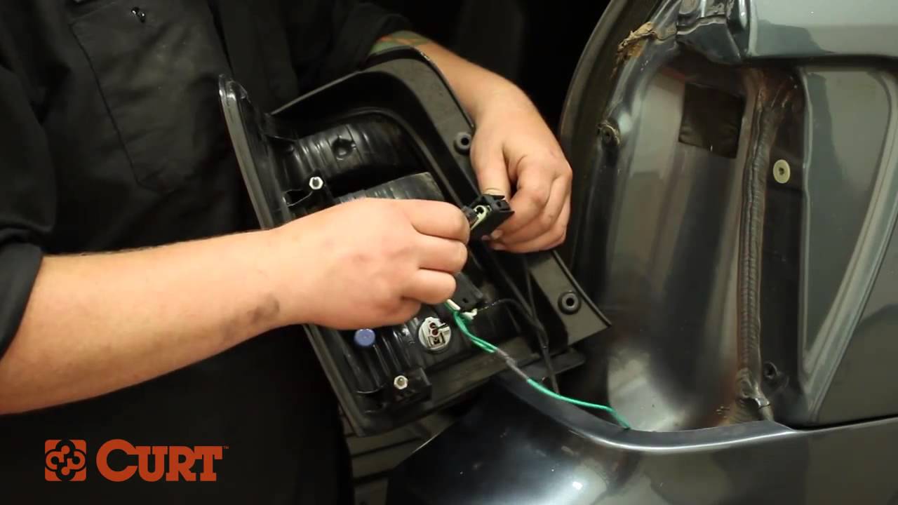 Trailer Wiring Install  CURT 56160 on Ford Escape
