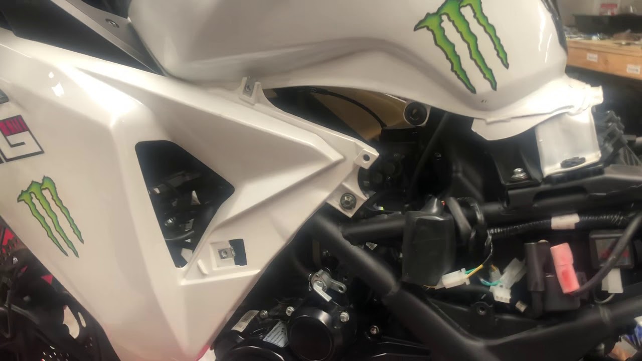 HOW TO - MOTO3 - Carby drain on Braaap Moto3