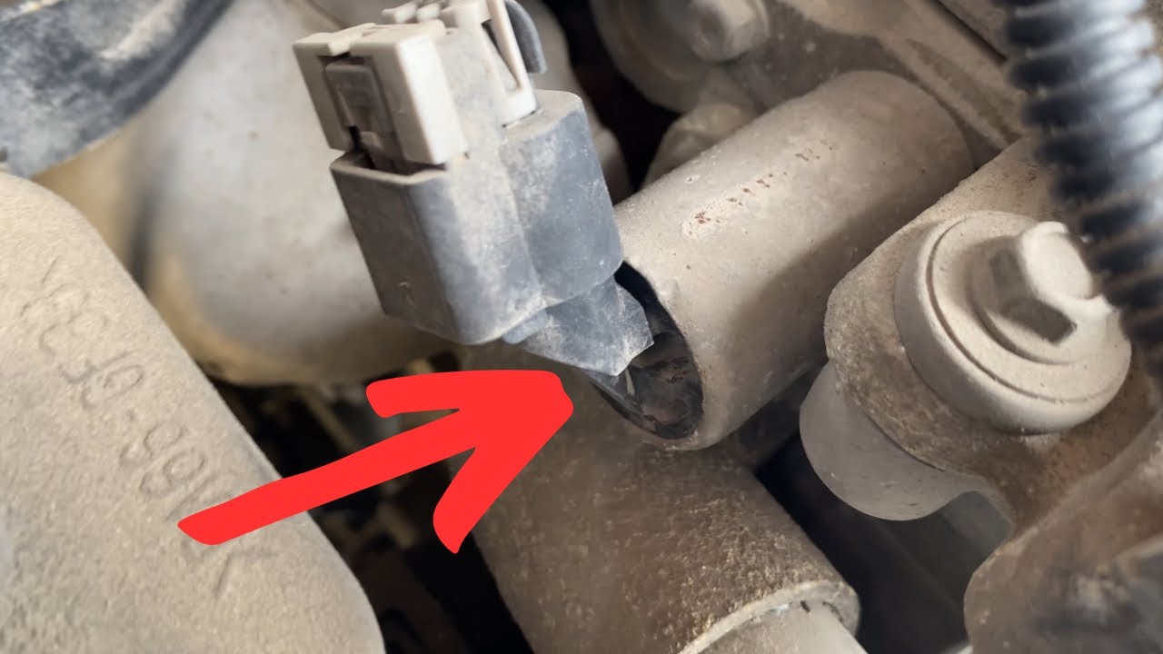 VVT Solenoid GMC Envoy 4.2L 2002-2009 Location and Replacement
