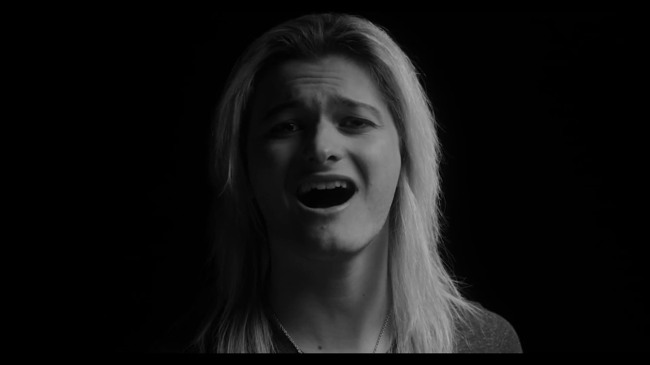 KISSIN' DYNAMITE - HEART OF STONE (Official Video)