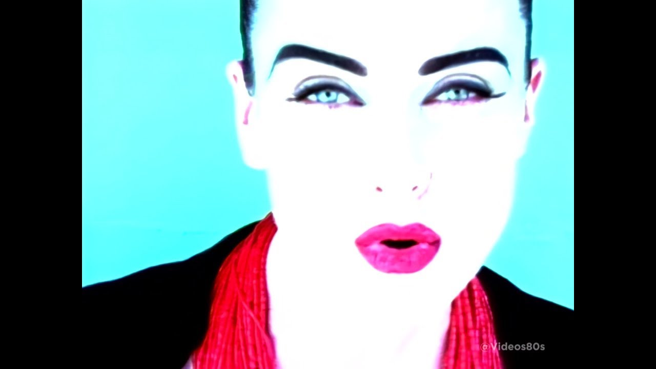 Swing Out Sister -  Am I The Same Girl 1992 (Official Music Video) Remastered