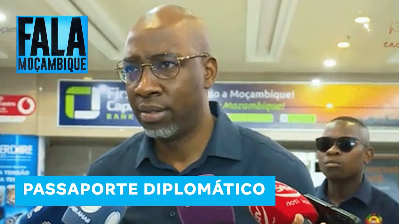 Ministro dos Transportes e Log&iacute;stica, Jo&atilde;o Matlombe, exige rapidez no desembarque de passageiros