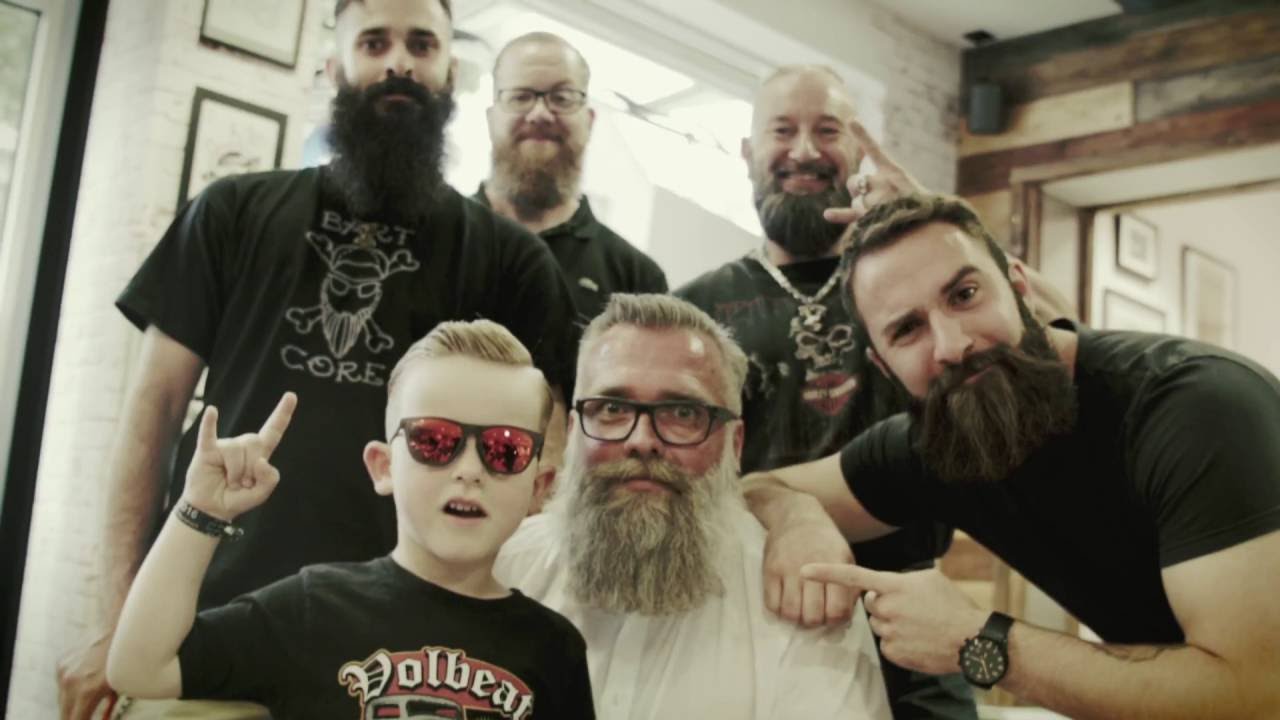 SCHNIPPIS BARBERSHOP