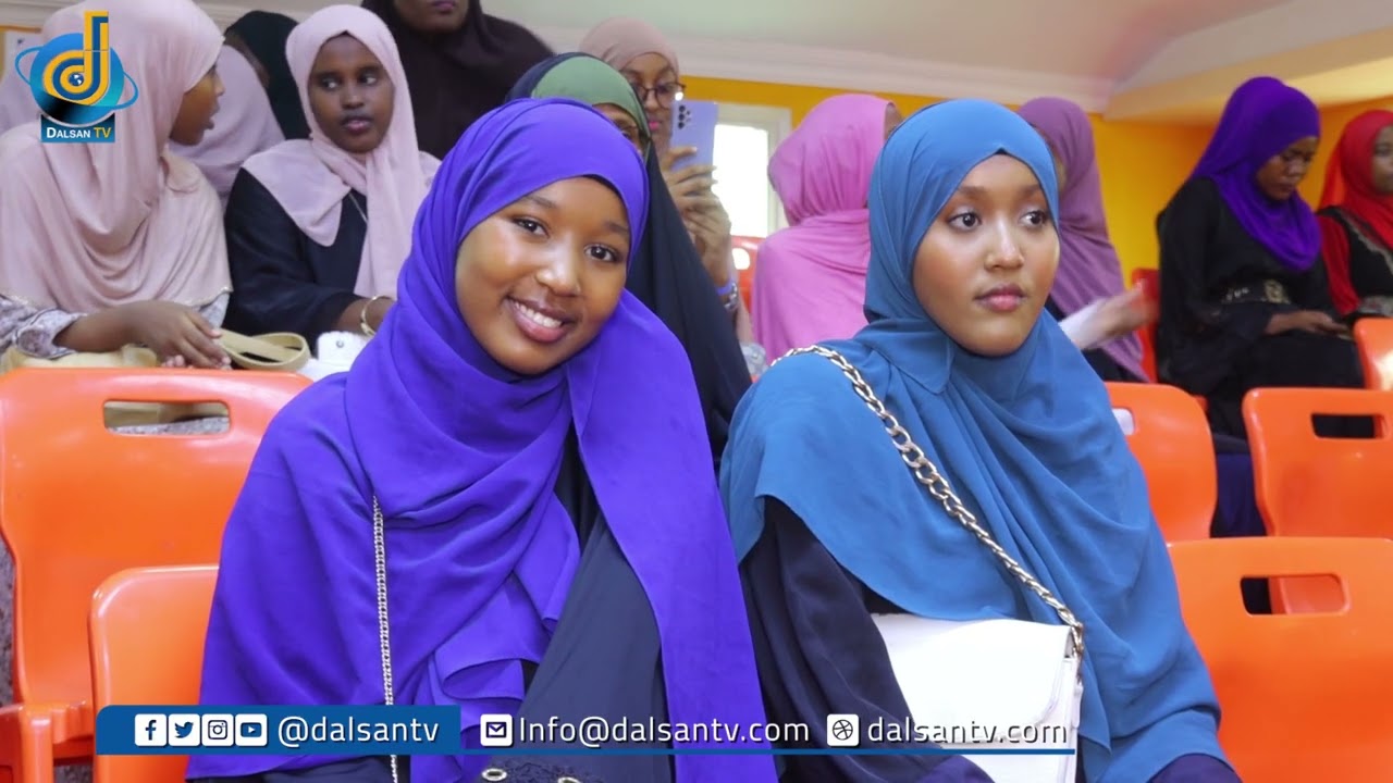 Munaasabad ay ku qalin jabinayeen Ardey dhamaysatay Iskuulka Ilays Academy ayaa lagu qabtay Muqdisho