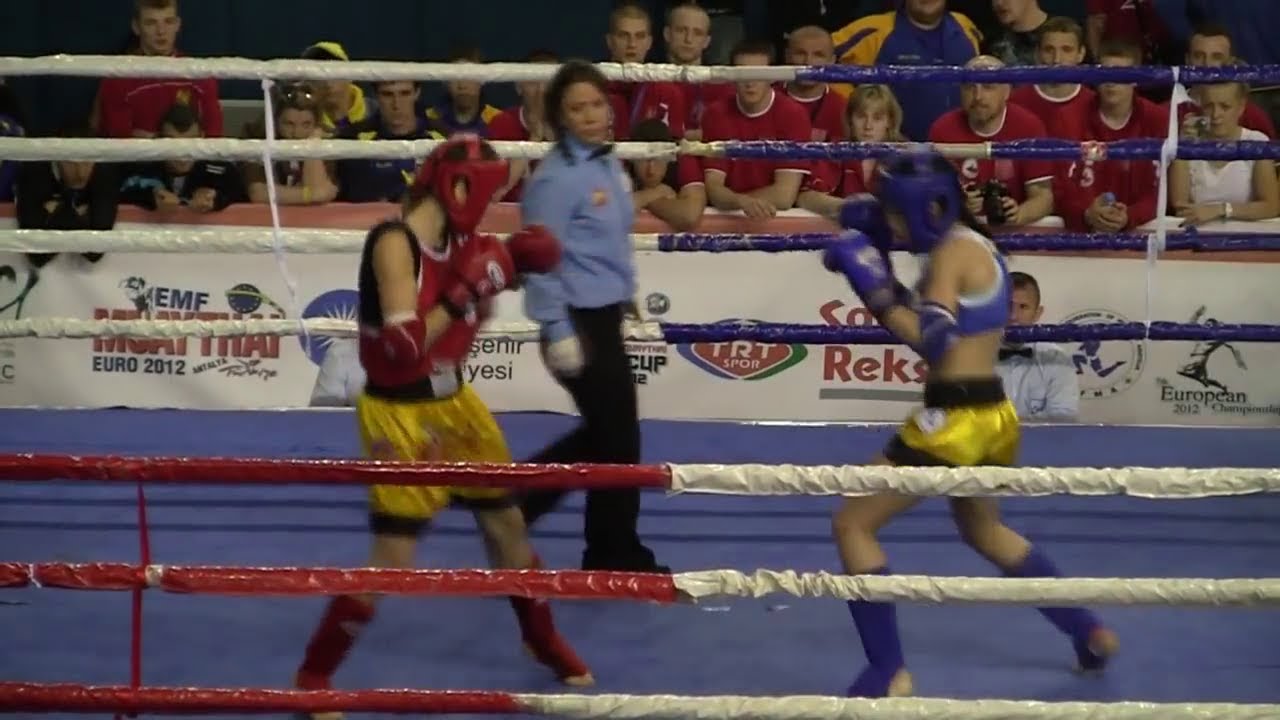 Joanna Jedrzejczyk vs. Diana Yakovleva