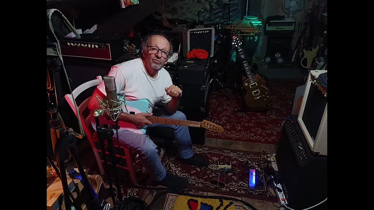 NUX 59 bassguy