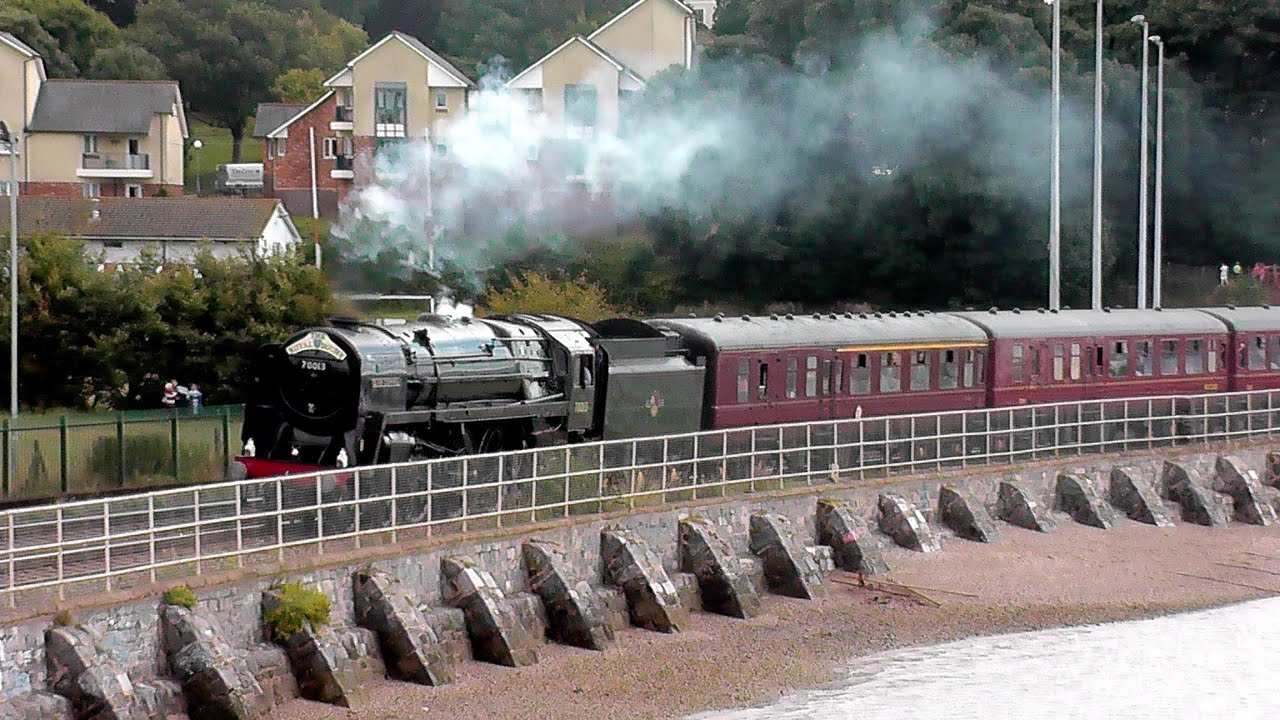 70013 and 34046 scream through Teignmouth 08/09/13