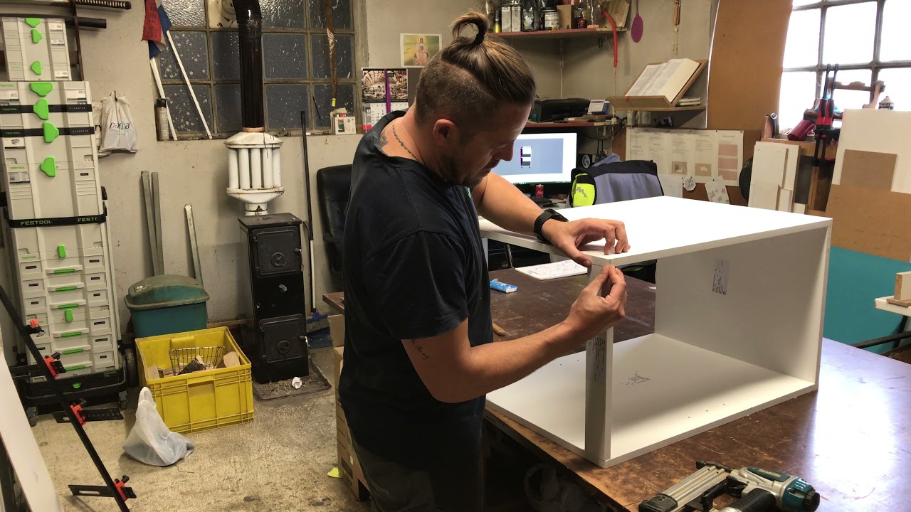 making a kitchen