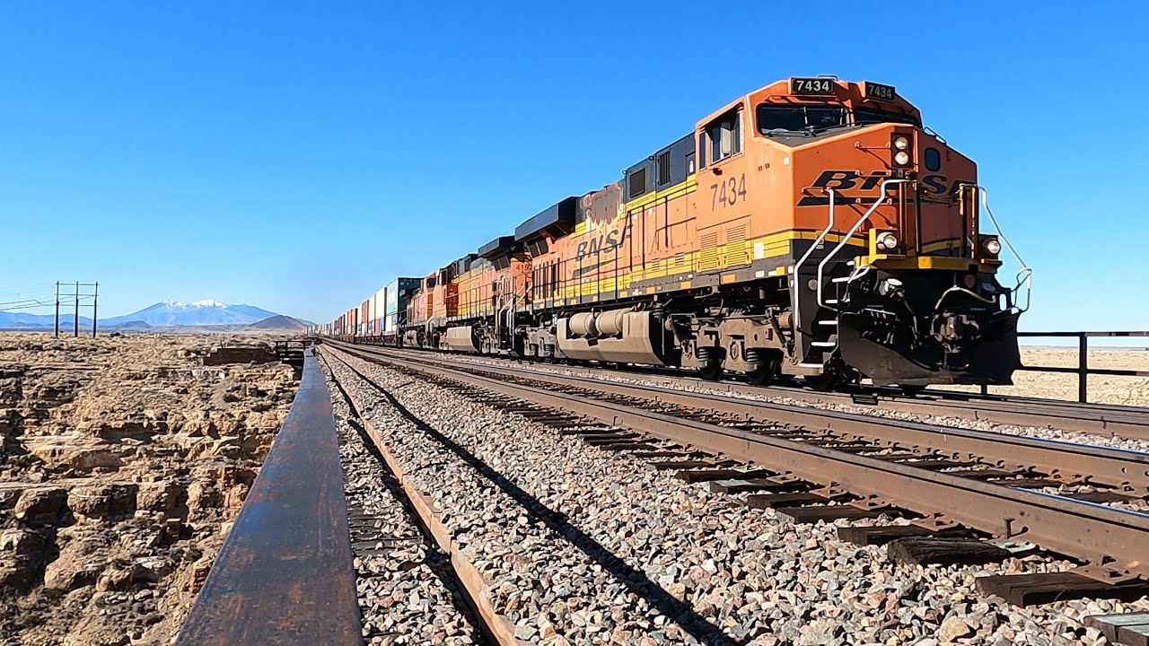 6-Locomotives, 237-Wells, 70-MPH...Here And Gone In 152-Seconds -- WHOOSH!...A Second Perspective
