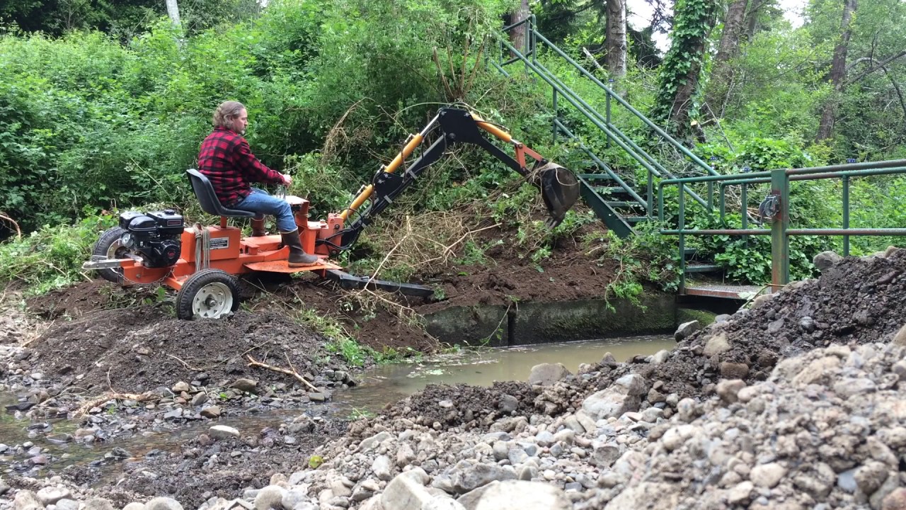 Harbor Freight Trencher Demonstration