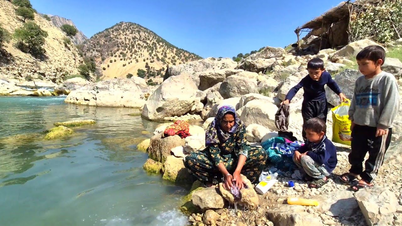 Hard Nomadic Life: Brave Kids Swim in Zagros River & Mom Grills Chicken Over Fire | BALROZ
