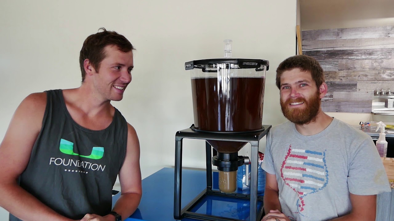 Growing a Giant Yeast Pitch with The Catalyst Fermentation System