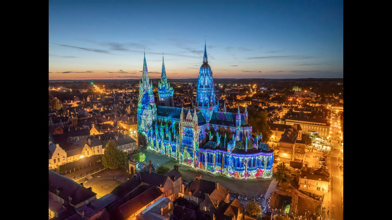 [CONTEMPLATIONS] Les peintures d'Alain Thomas au fil des saisons sur la Cathédrale de Bayeux