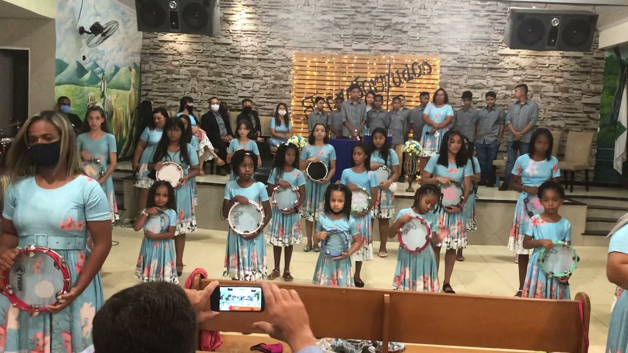 Vai dando Glória Beatriz de Deus pandeiro Kairós Kids