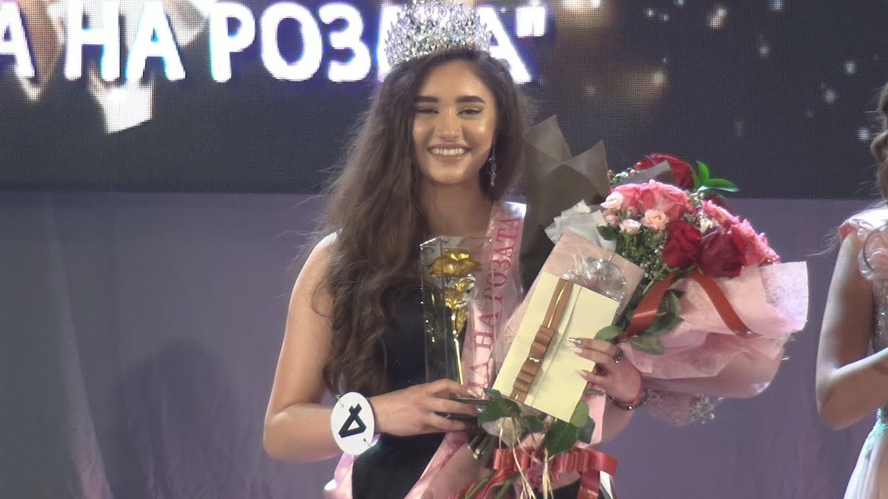 Миглена Мандраджиева е Царица на розата-Карлово 2022