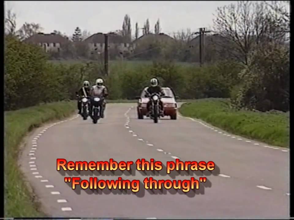 LESSON - Overtaking. how to get yourself killed.