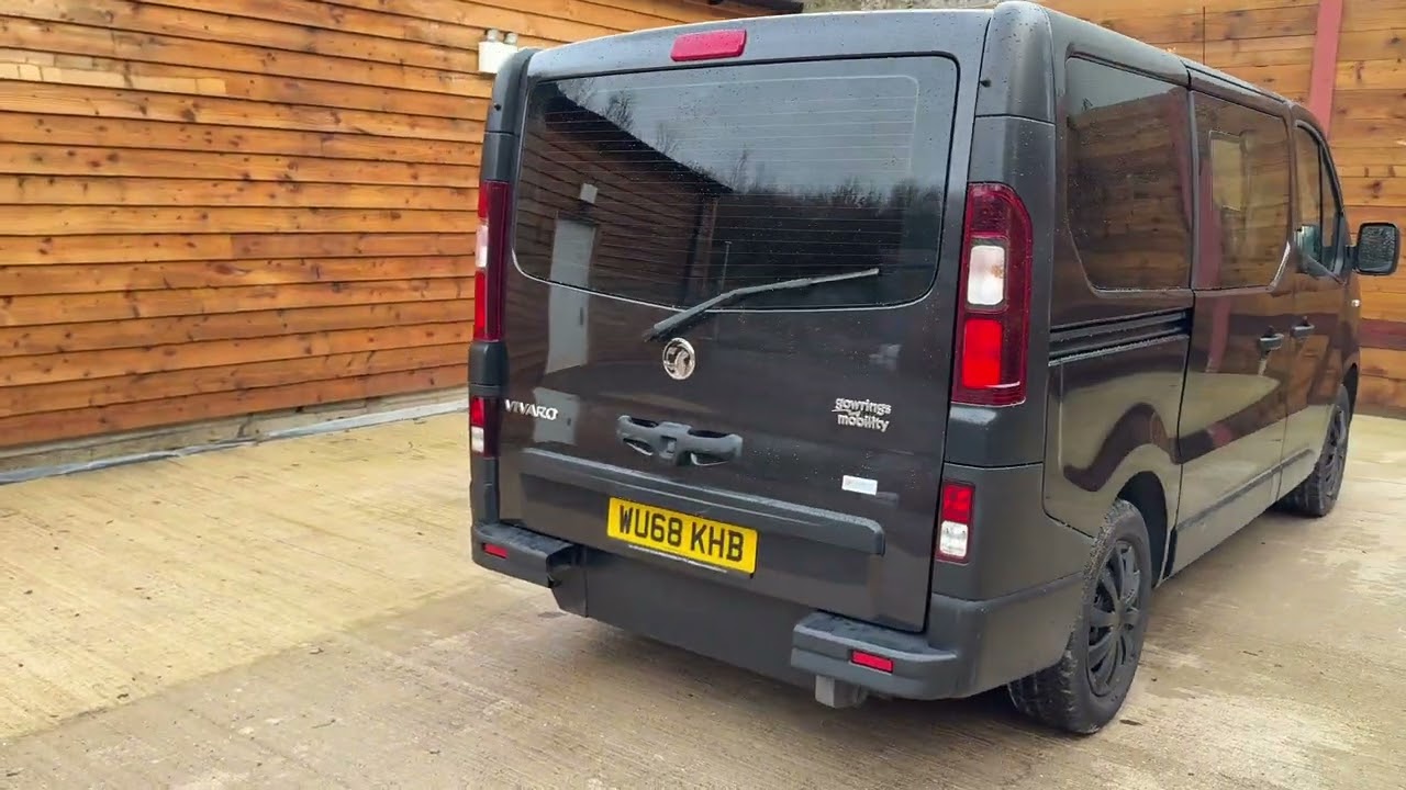 WU68 KHB - Black Vauxhall Vivaro