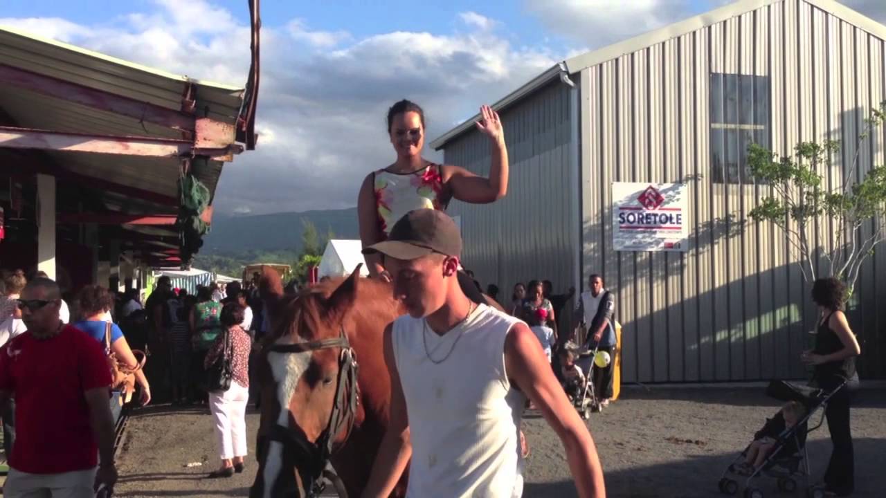 Visite à la Foire de Bras Panon 2013