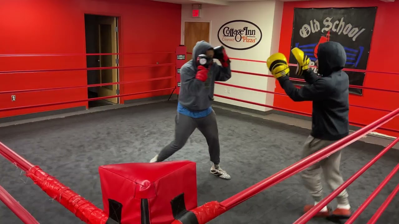 Pad Work - How to Drive your Opponent to the Ropes