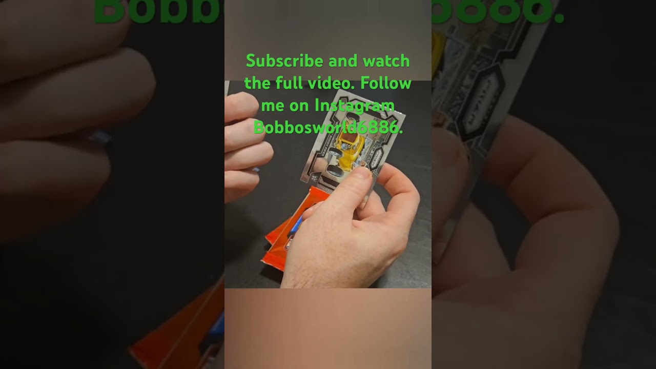 Bobbo's World unboxes  