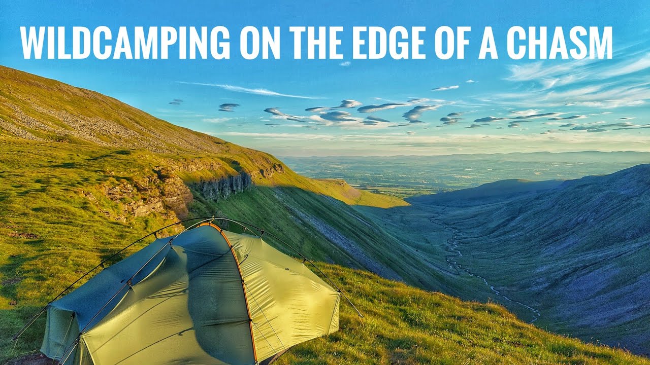 Wildcamping in Cumbria. High Cup Nick in the Tarptent Scarp 1.
