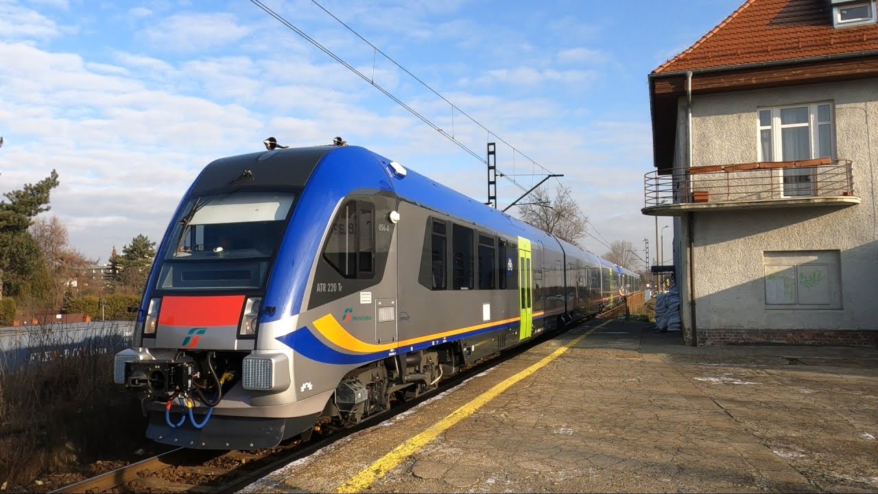 Katowice Piotrowice - transport 2 SZT PESY serii ATR220 dla kolei włoskich Trenitalia