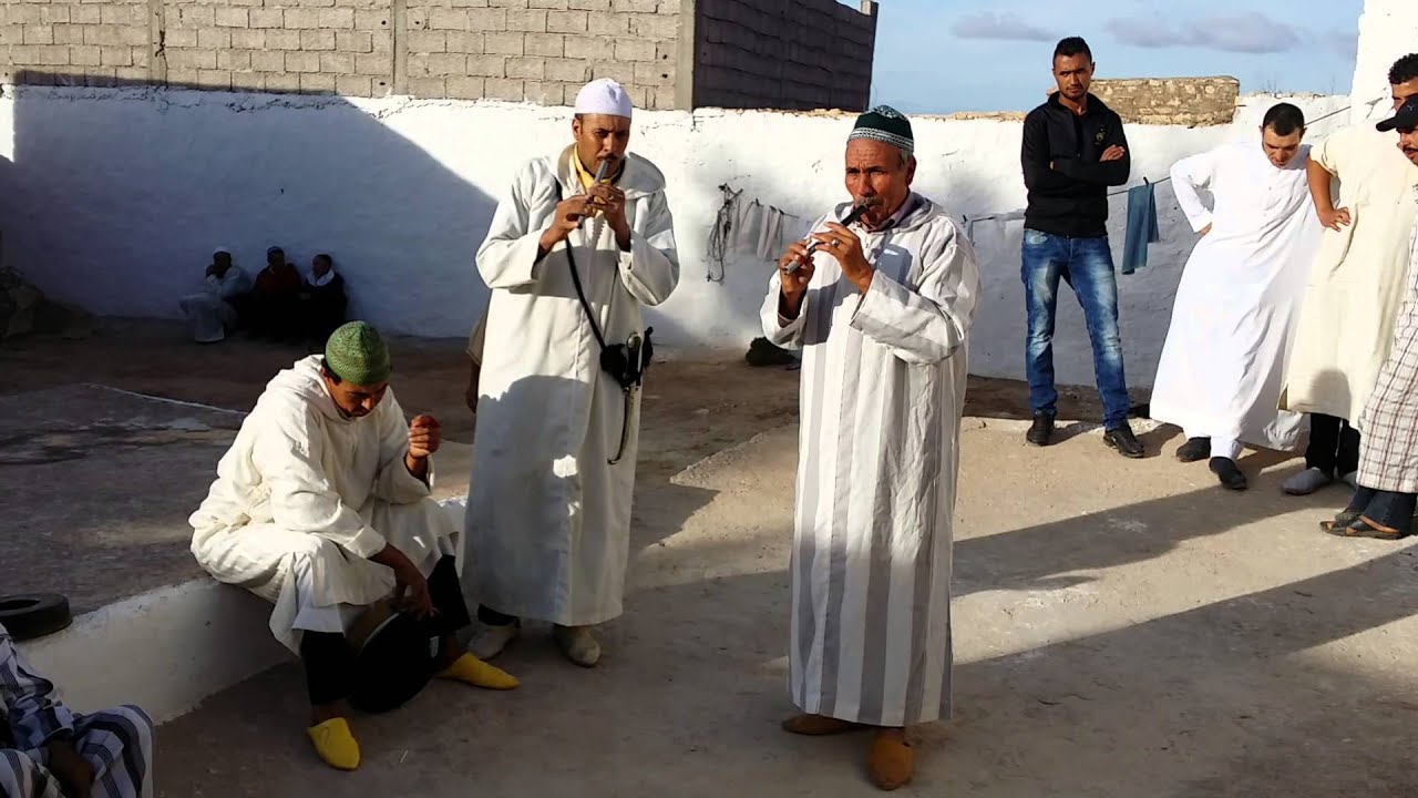 عواد ميا ايحاحان   استارا