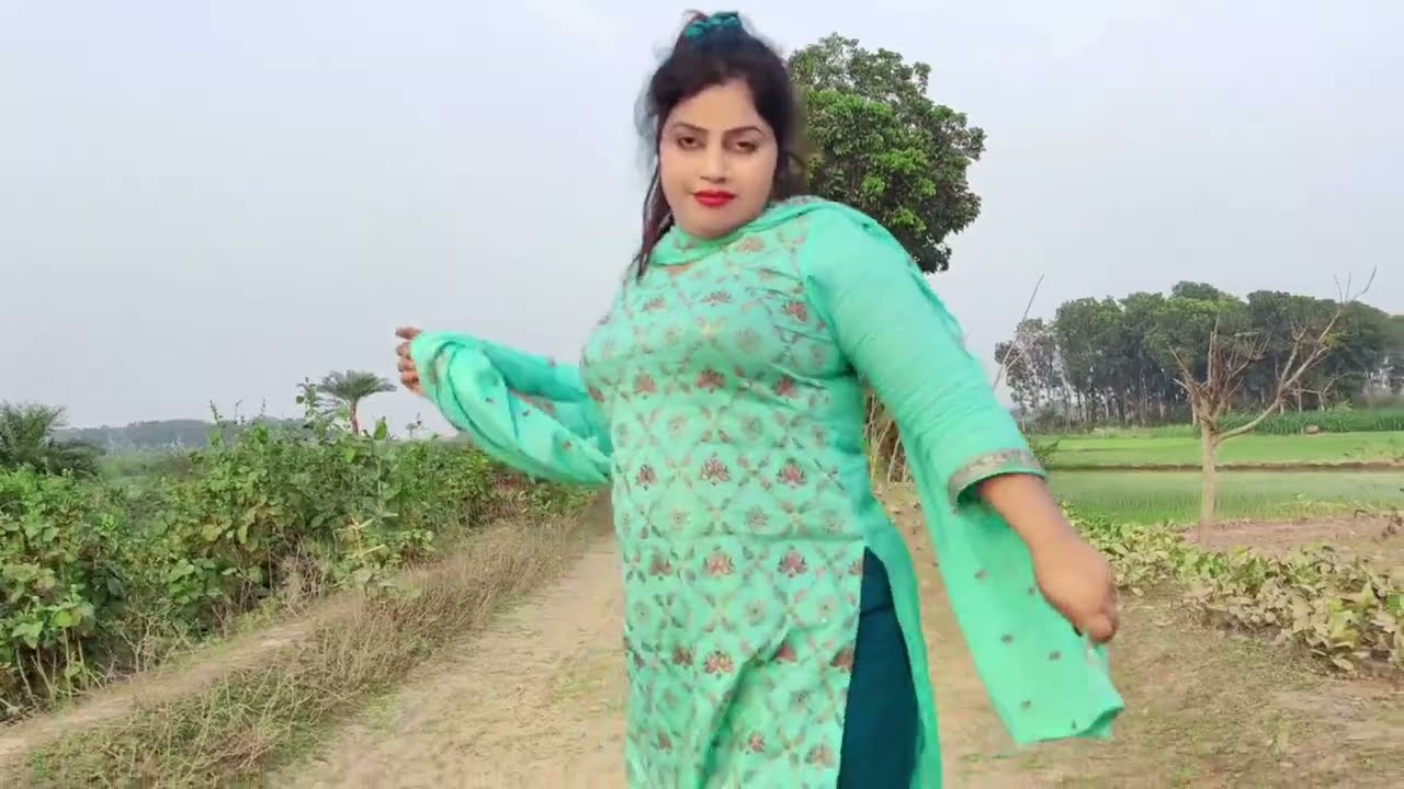 ছাওয়াল একখান পেটের ভিতর/Sawal Akhan Pet ar Vitor/Miss Liton New Song/Model Subrna/Jhenaidah Tv Dance