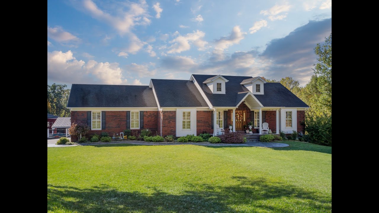 2300 W Elder Park Rd  LaGrange, KY  40031  |  Oldham County Home For Sale
