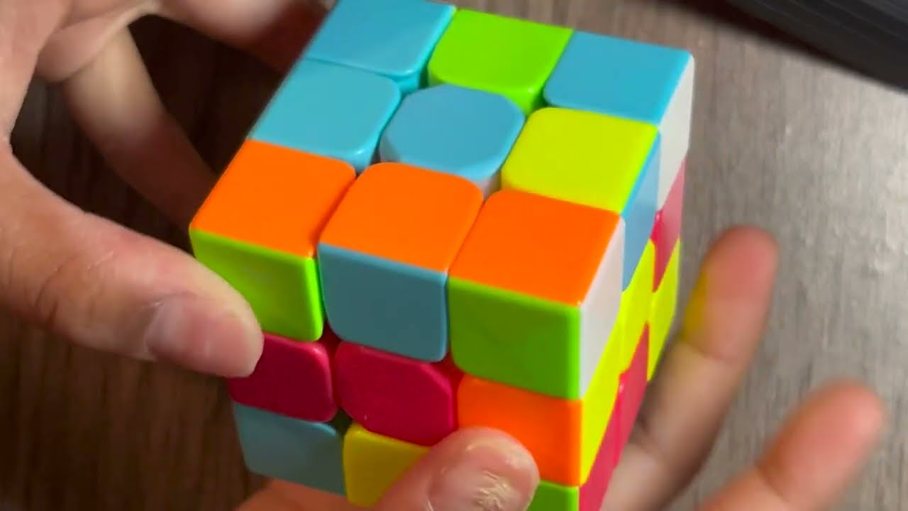 Rubik's cube for beginners/Solving your first Rubik's cube/3X3 Rubik' cube/mithyugmagix