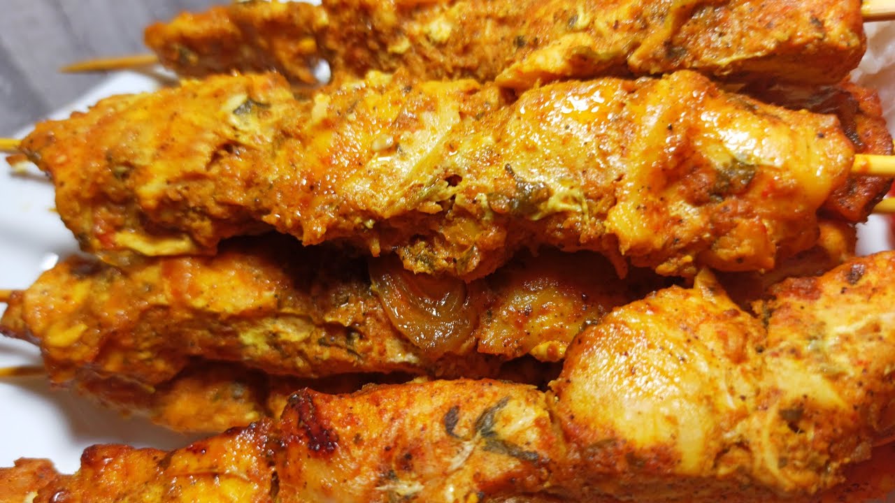 بروشات في الفرن . سريعة و غير مكلفة ⁦✔️⁩ والبنة ما تسقسوووش 😍😋😋