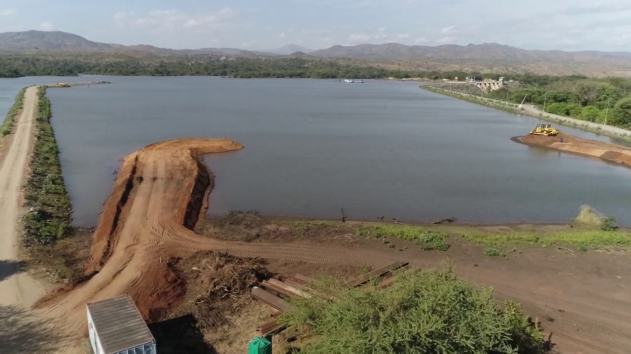 Construction of the Coffer Dam