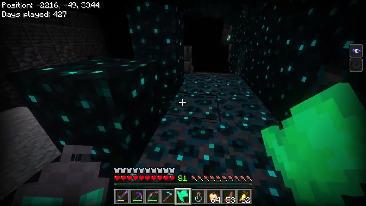 hes right behind me isnt he | Minecraft