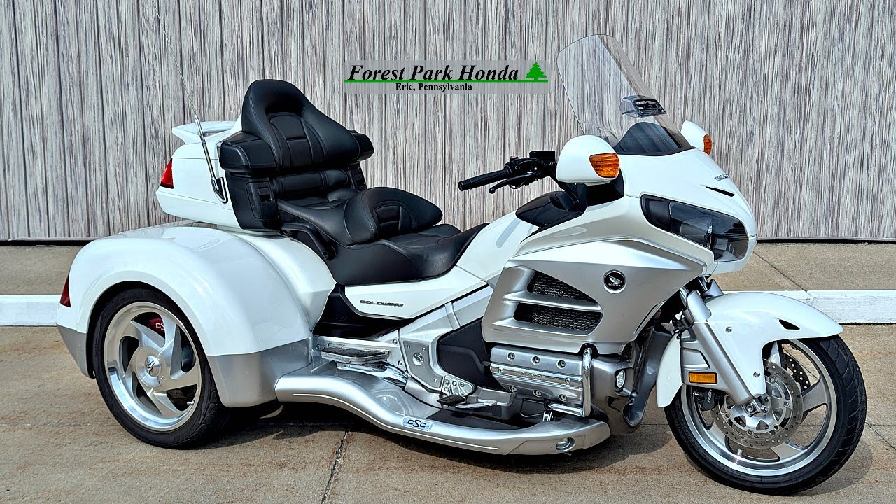 SOLD! $25,995 2012 HONDA GOLD WING with CSC VIPER TRIKE