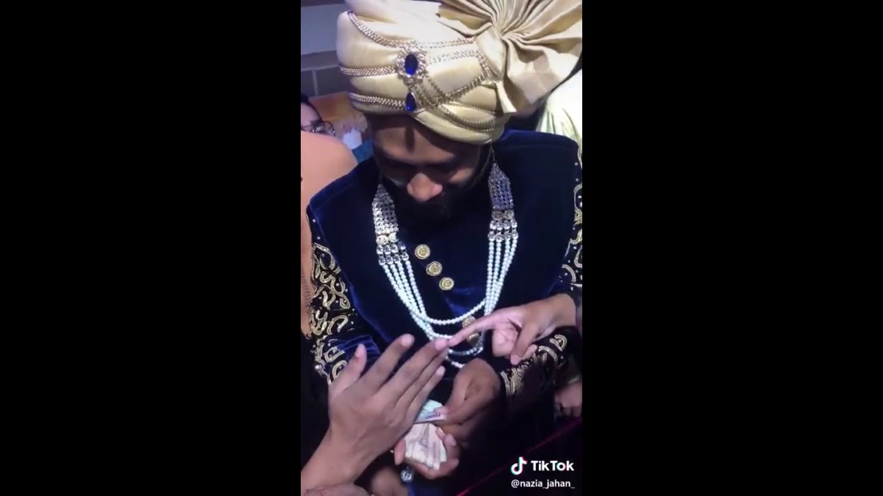 Cricketer  Sabbir vai biyer kisu  osadaron fann video