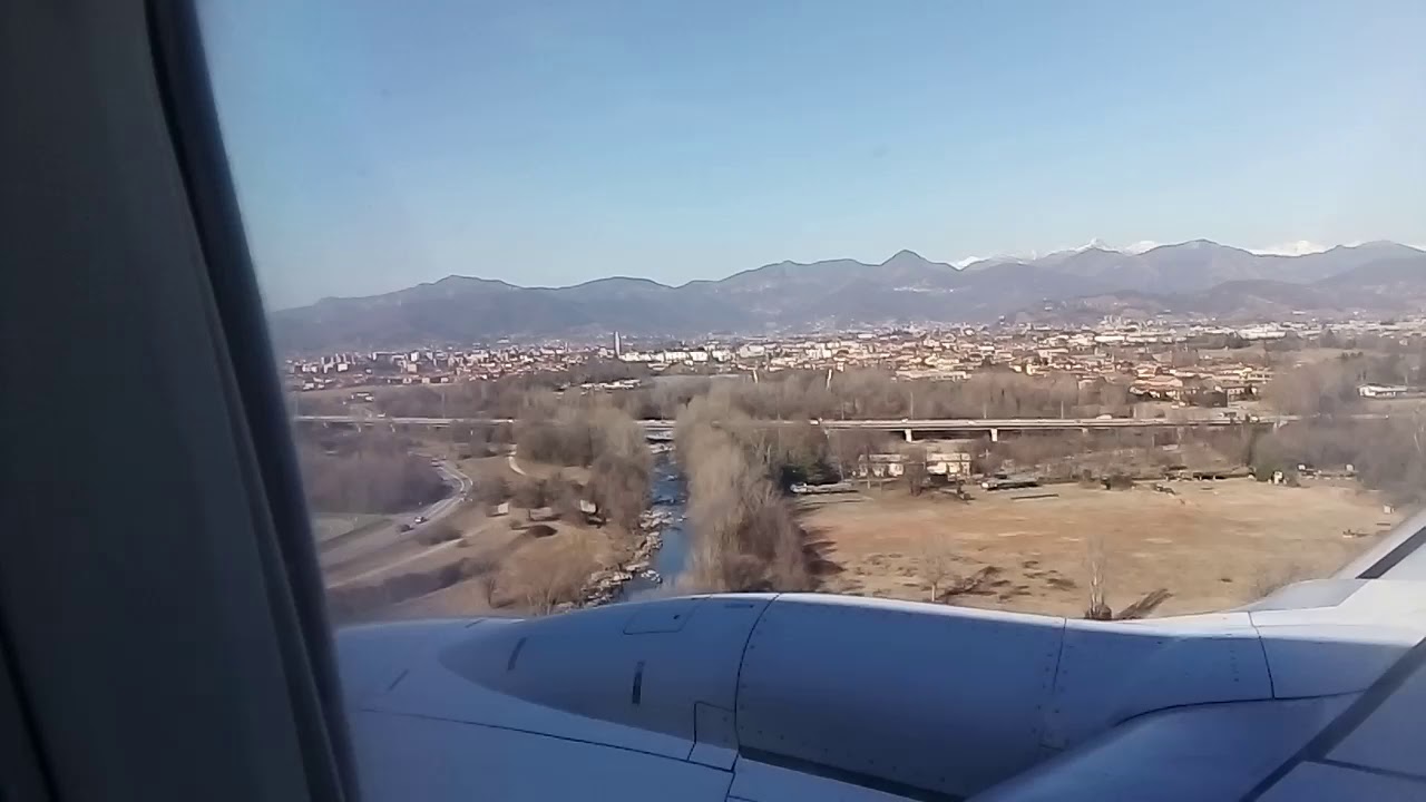 Landol&aacute;s Bergam&oacute;ban (Milano Bergamo)