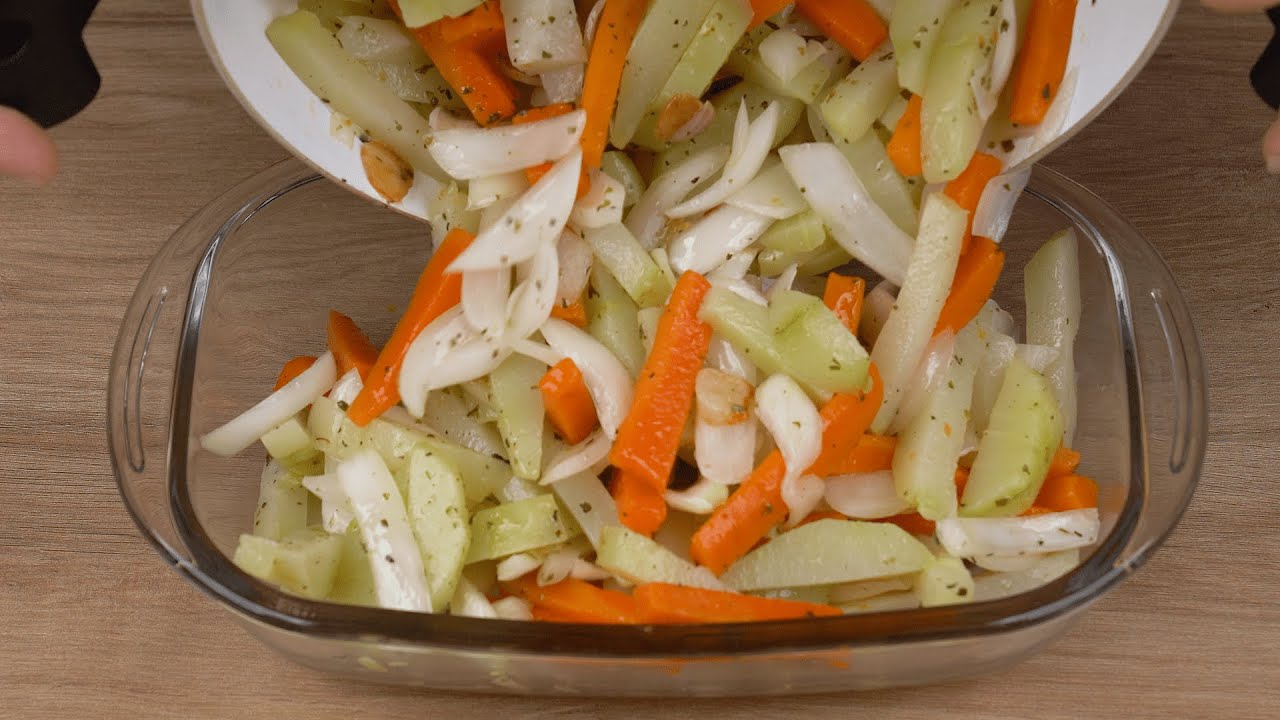 The best carrot and chayote salad, even those who don't like it will love it!