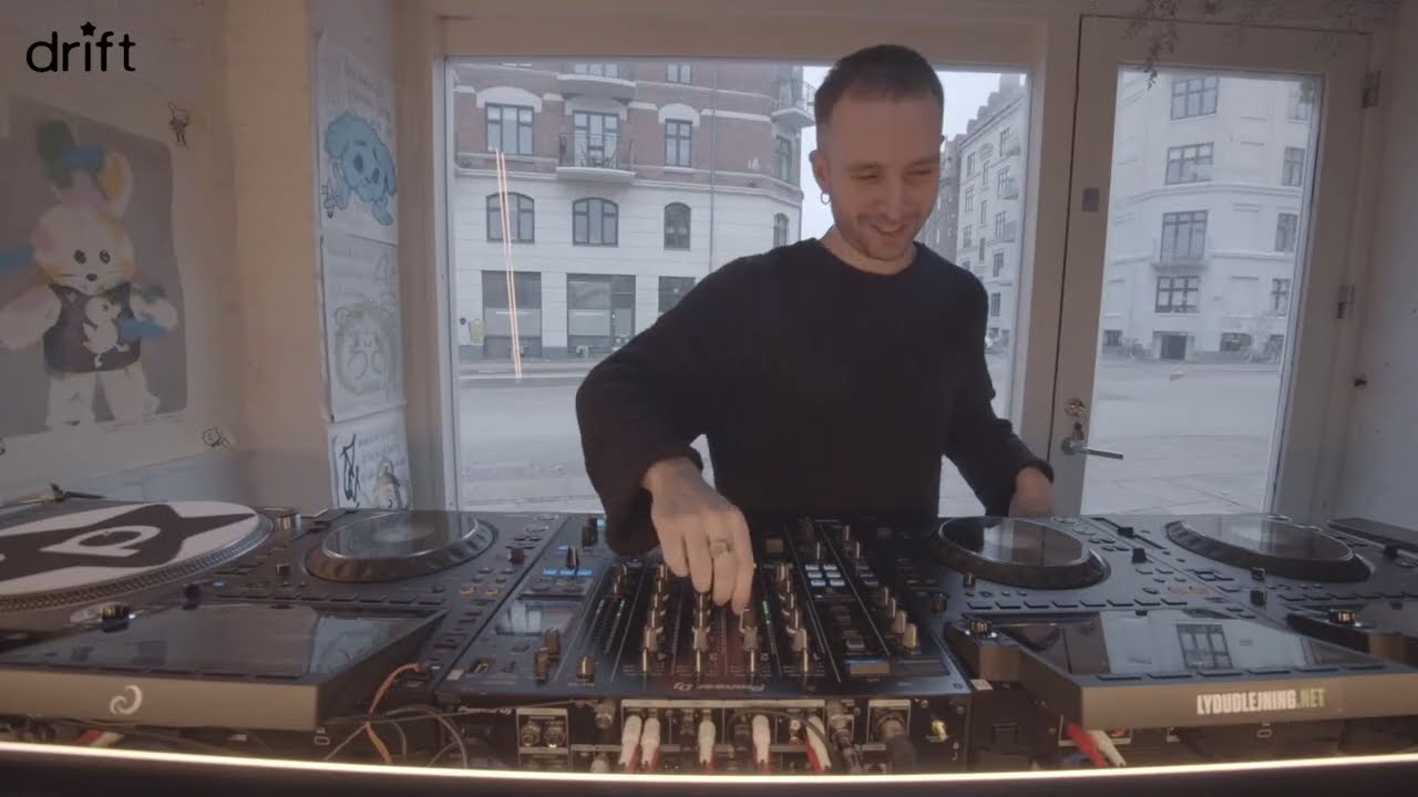 Alliance of flying of cockroaches w/ F. Almuni @ Drift Radio 26-02-26