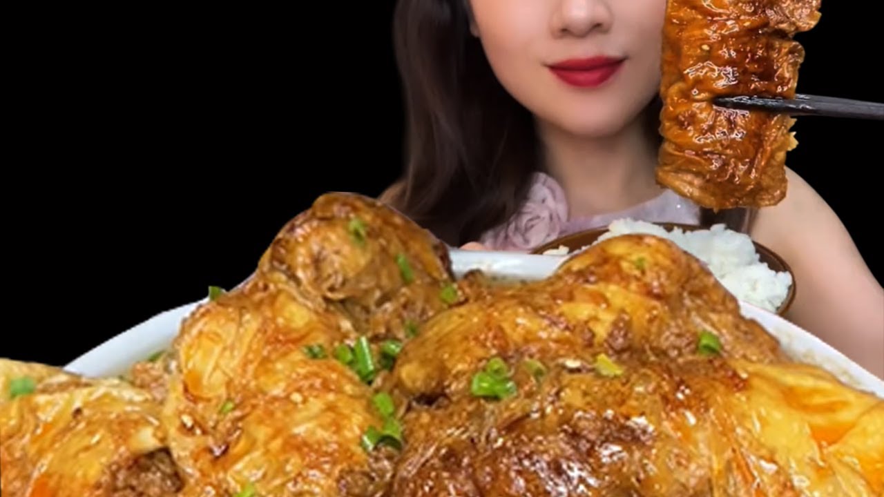 EATING CHINES FOOD | Home Cooked Meal - Fried meat wrapped in soybean very delicious