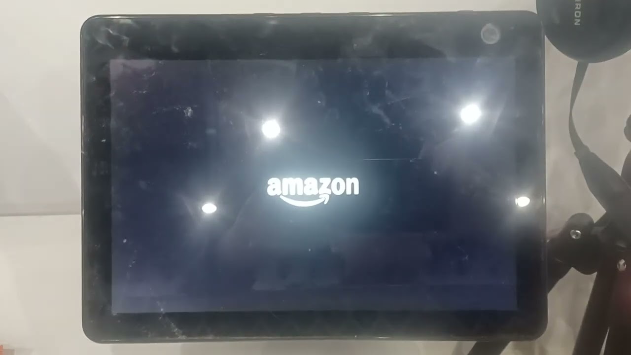 Amazon Echo Show 10 (3rd Gen) power on & off