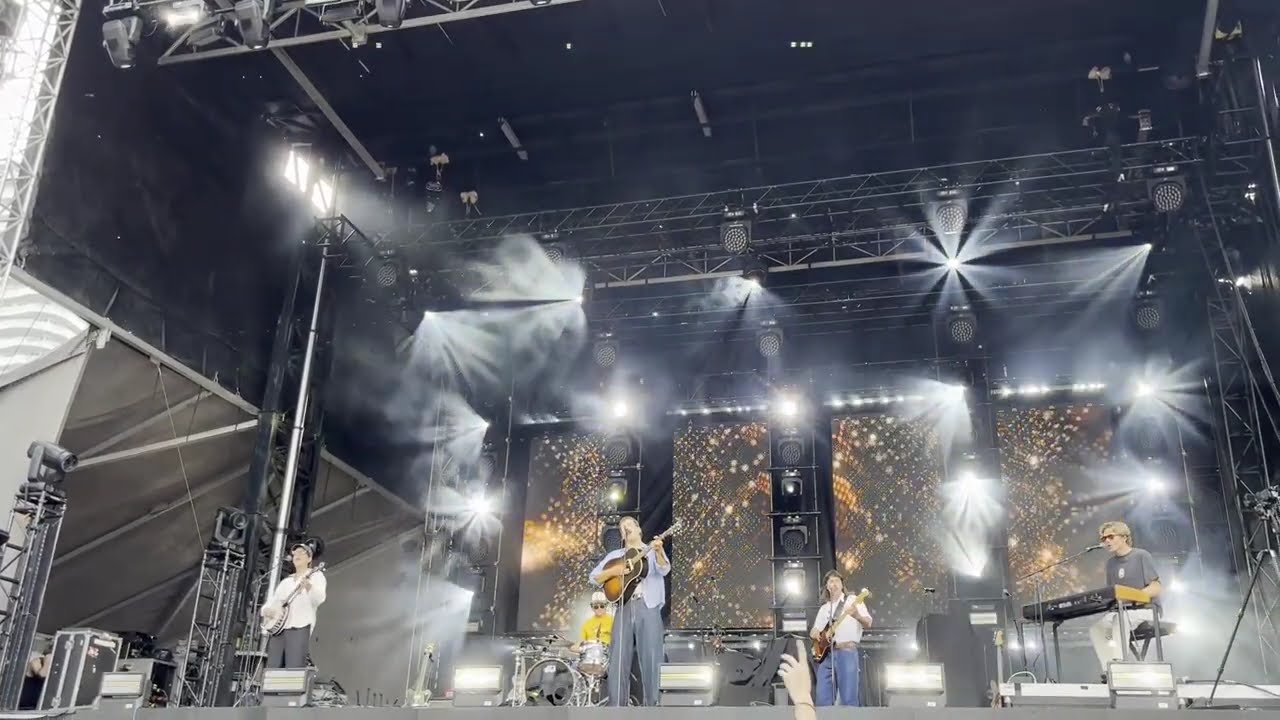 Sons Of The East - 2024-07-05 - Hard To Tell | Hold On - Montreal Jazz Festival