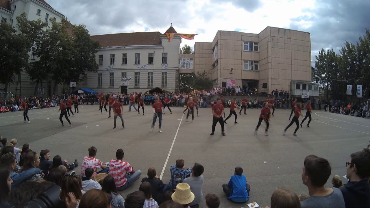 11.B Breaking kampánytánc