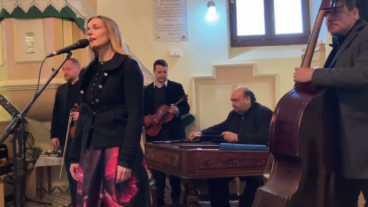 Korpás Éva: Felkelék én  jó regvelt hajnalba