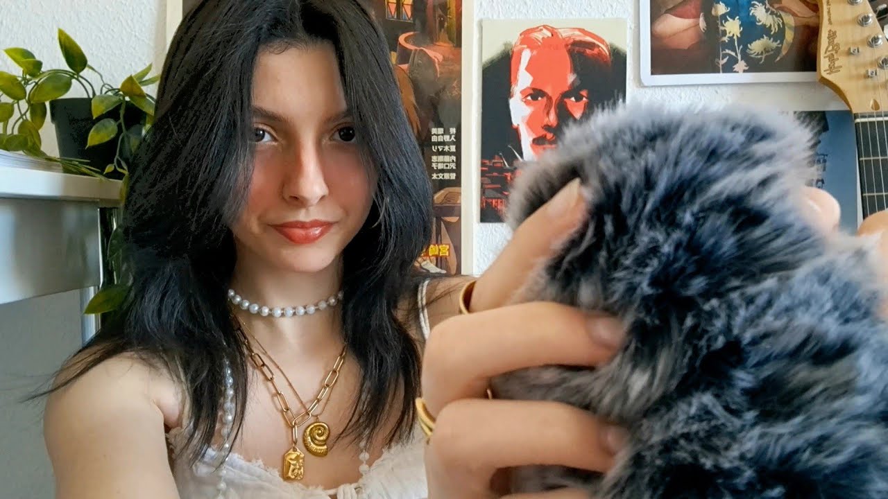 ASMR ☆ Fluffy mic scratching & positive affirmations