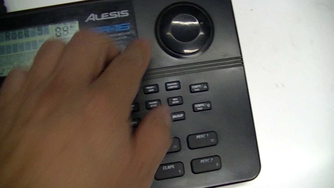 Alesis SR16