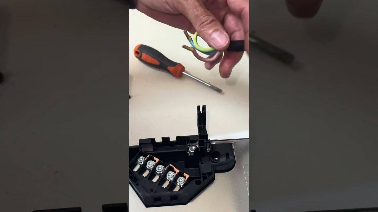 Conexión electrica vitroceramica balay