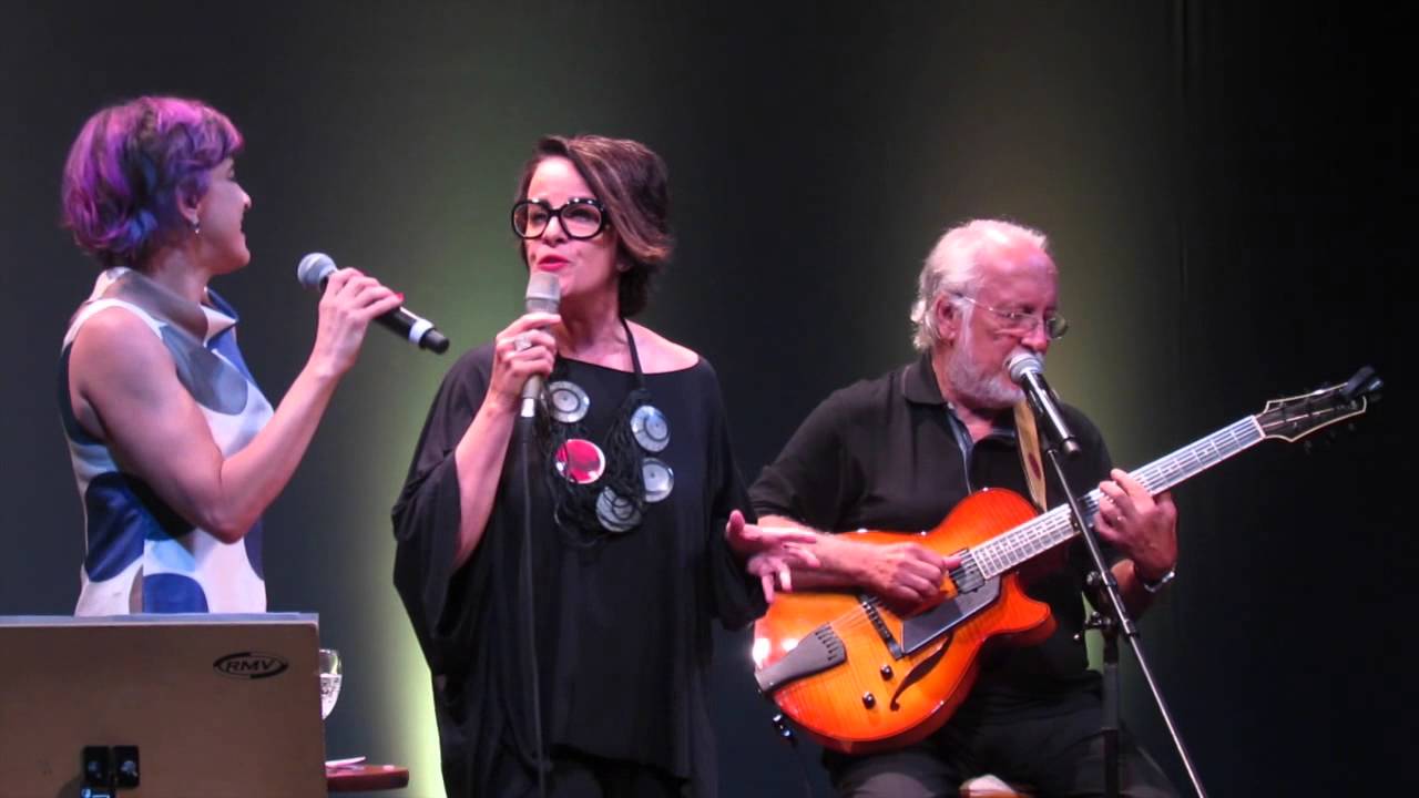 Cris Delanno, Leila e Menescal - Tem d&oacute;