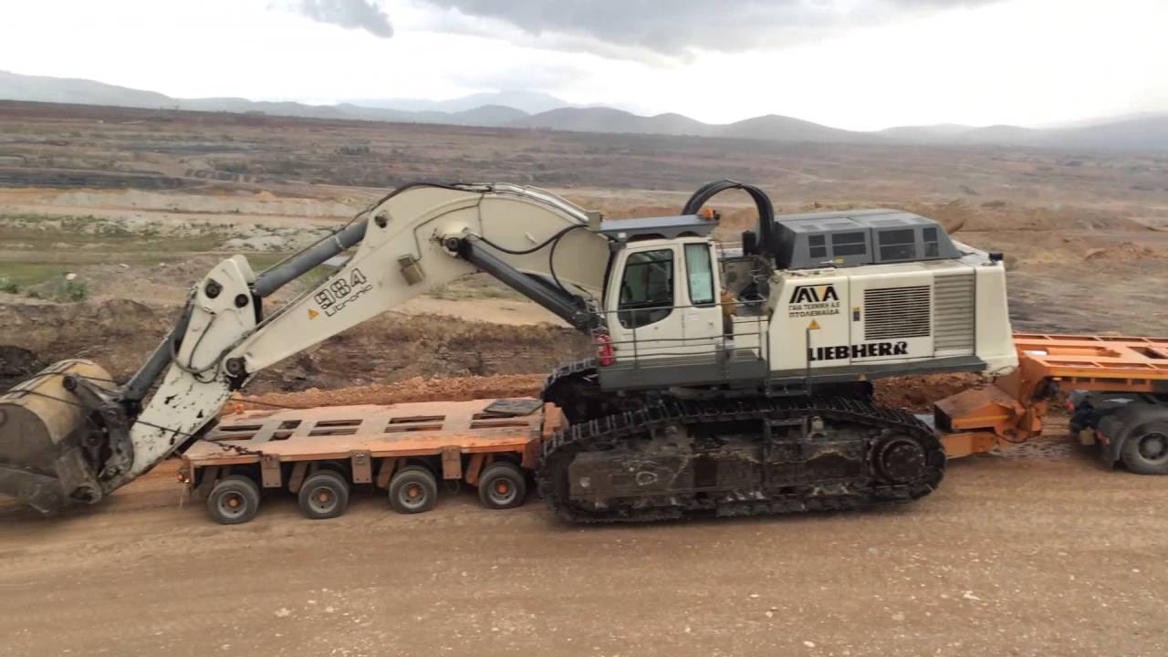 Transporting The Liebherr 984C Excavator 130 Tons - Fasoulas Heavy Transports