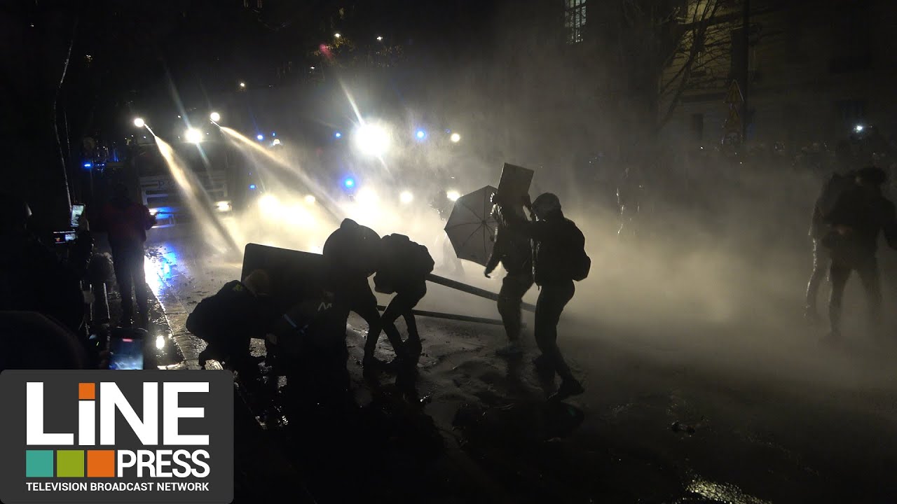 Manifestation anti loi Sécurité Globale sous haute tension / Paris - France 21 novembre 2020